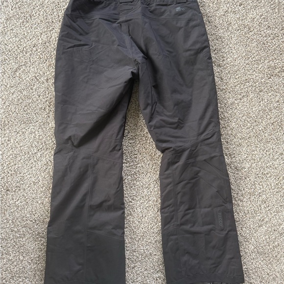 Patagonia Black Ski Pants - Picture 2 of 4